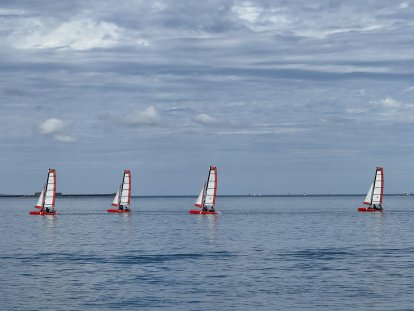 Zeilwedstrijd in de baai van Saint Vaast